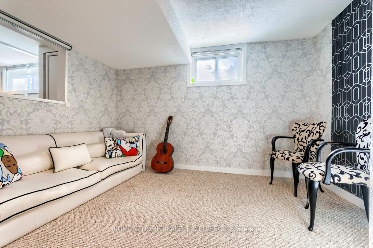 Photo 36 of 22 Captain Armstrong's Lane, Markham, Sherwood-Amberglen — HOMEH