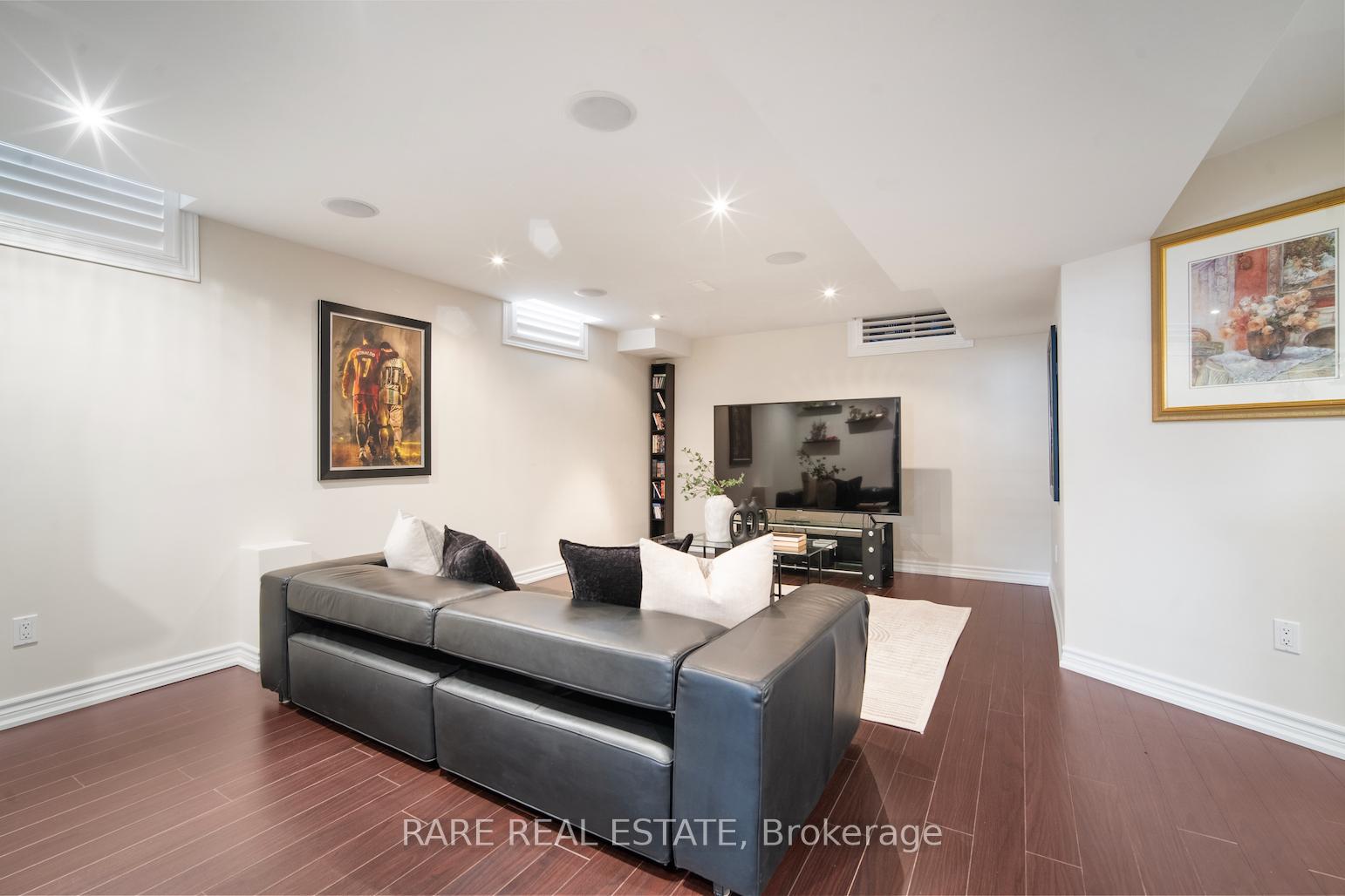 Photo 21 of 56 Dungannon Drive, Markham, Angus Glen — HOMEH