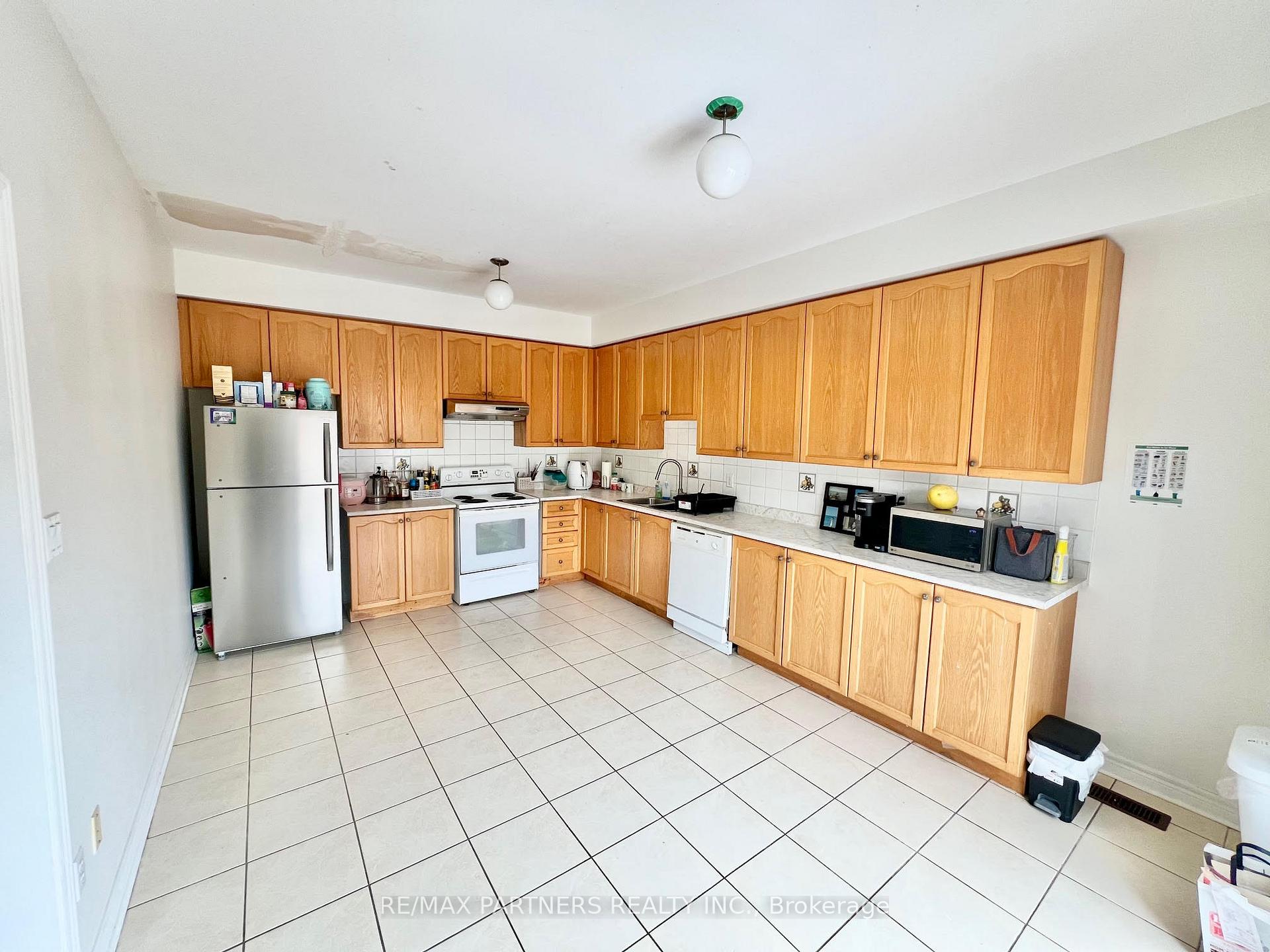 Photo 6 of 39 Pamgrey Road, Markham, Greensborough — HOMEH