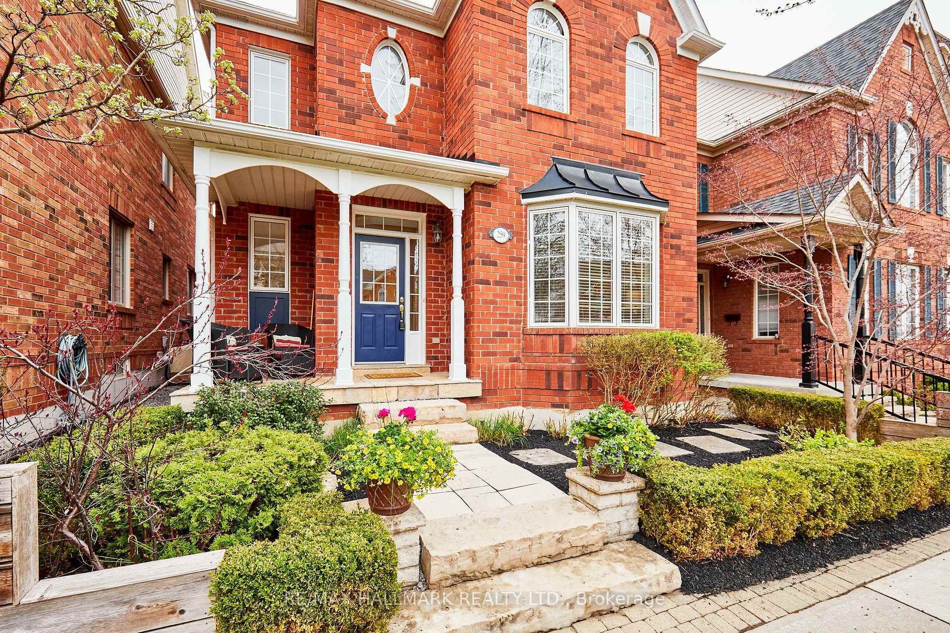 Photo 2 of 259 Country Glen Road, Markham, Cornell — HOMEH