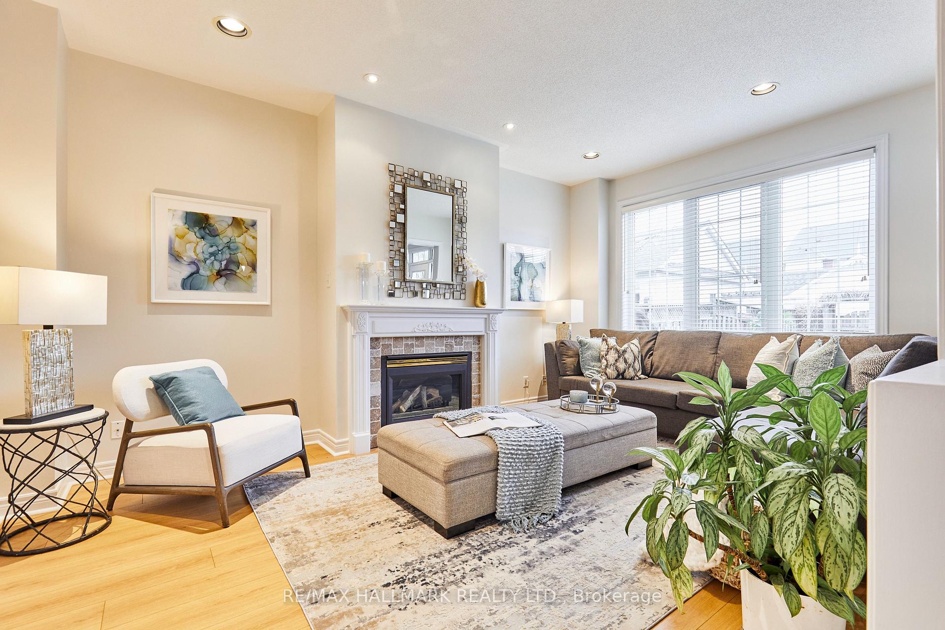 Photo 11 of 259 Country Glen Road, Markham, Cornell — HOMEH
