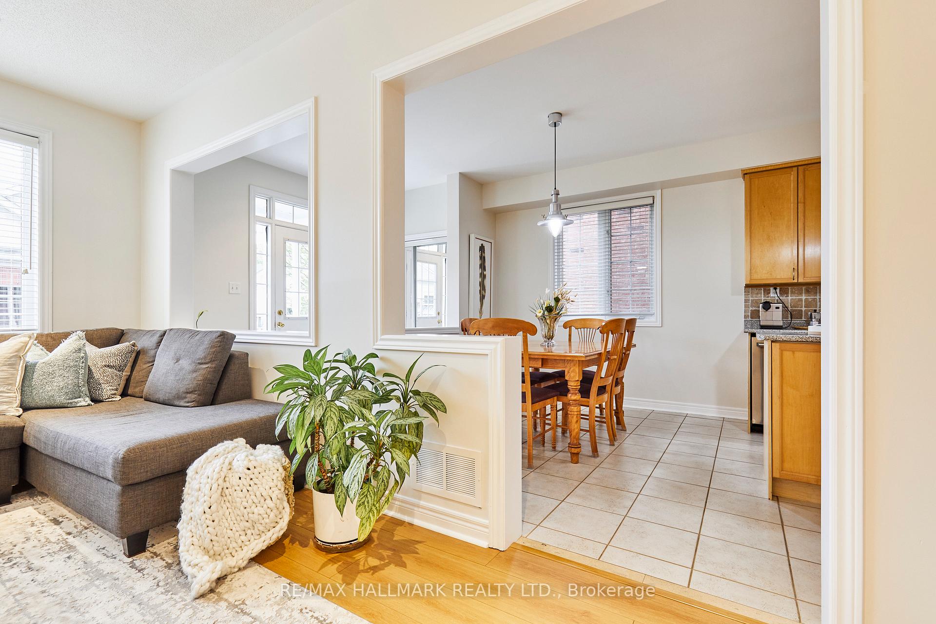 Photo 12 of 259 Country Glen Road, Markham, Cornell — HOMEH