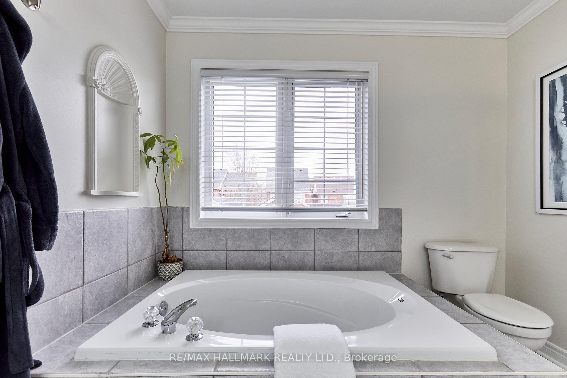 Photo 29 of 259 Country Glen Road, Markham, Cornell — HOMEH