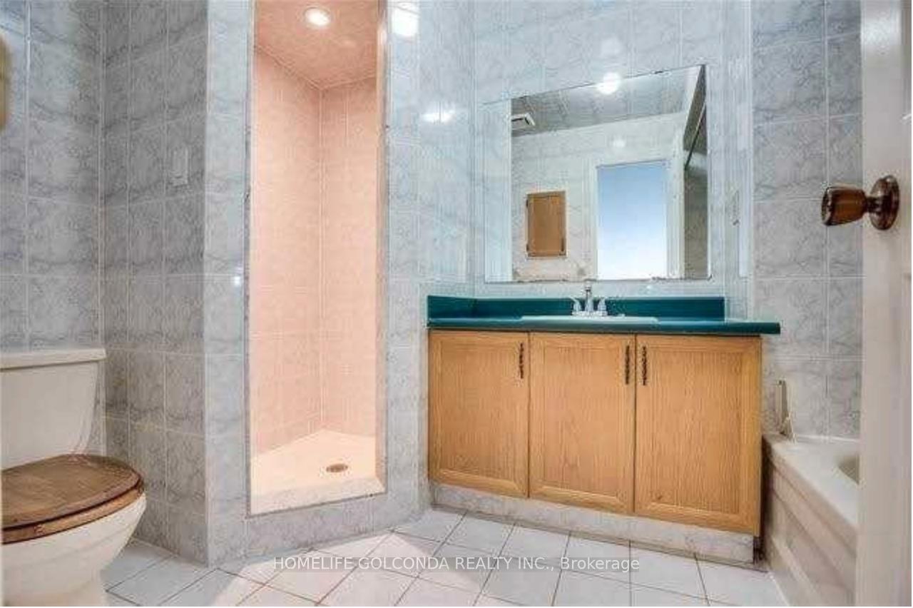 Photo 10 of 85 Laird Drive, Markham, Middlefield — HOMEH