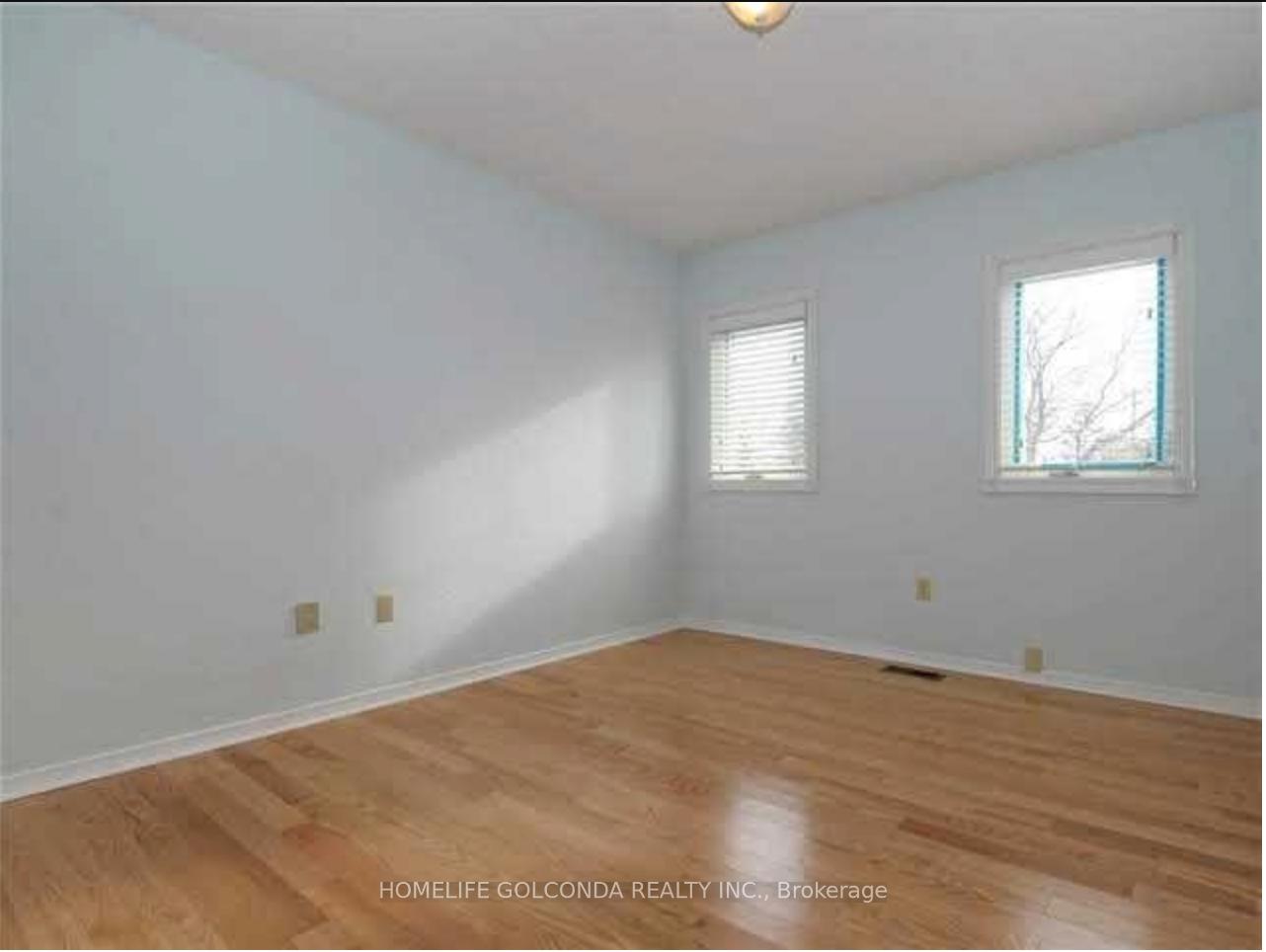 Photo 11 of 85 Laird Drive, Markham, Middlefield — HOMEH