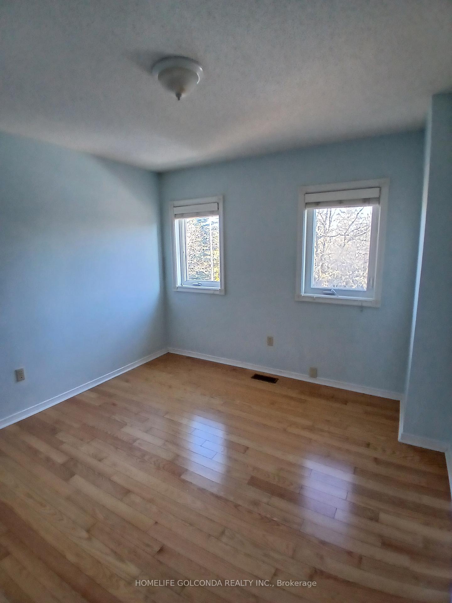 Photo 14 of 85 Laird Drive, Markham, Middlefield — HOMEH