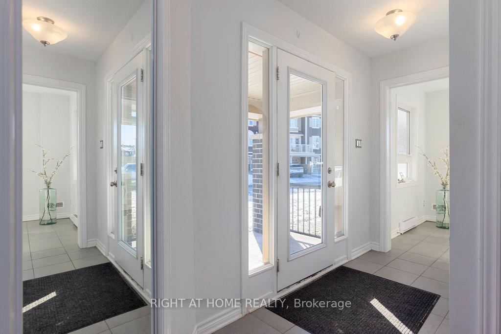 Photo 4 of 731 Juneberry Lane, Ottawa, Kanata - Emerald Meadows/Trailwest — HOMEH