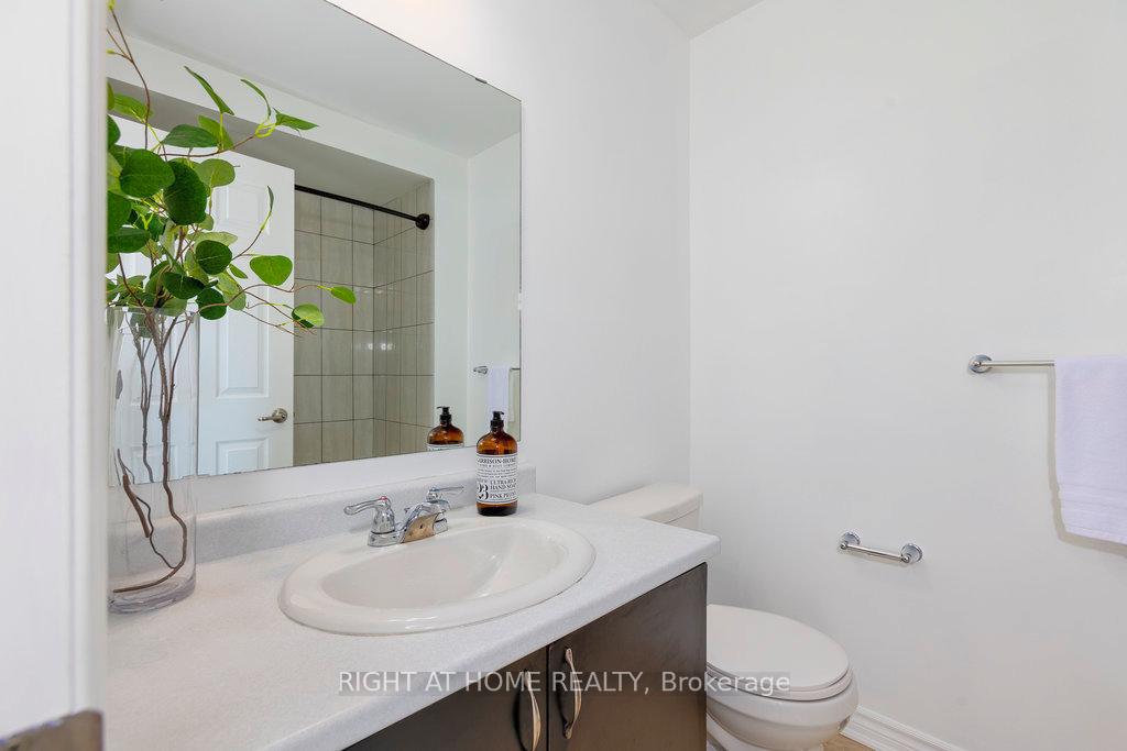 Photo 21 of 731 Juneberry Lane, Ottawa, Kanata - Emerald Meadows/Trailwest — HOMEH