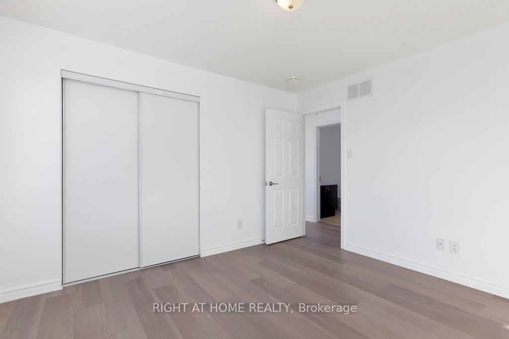 Photo 29 of 731 Juneberry Lane, Ottawa, Kanata - Emerald Meadows/Trailwest — HOMEH