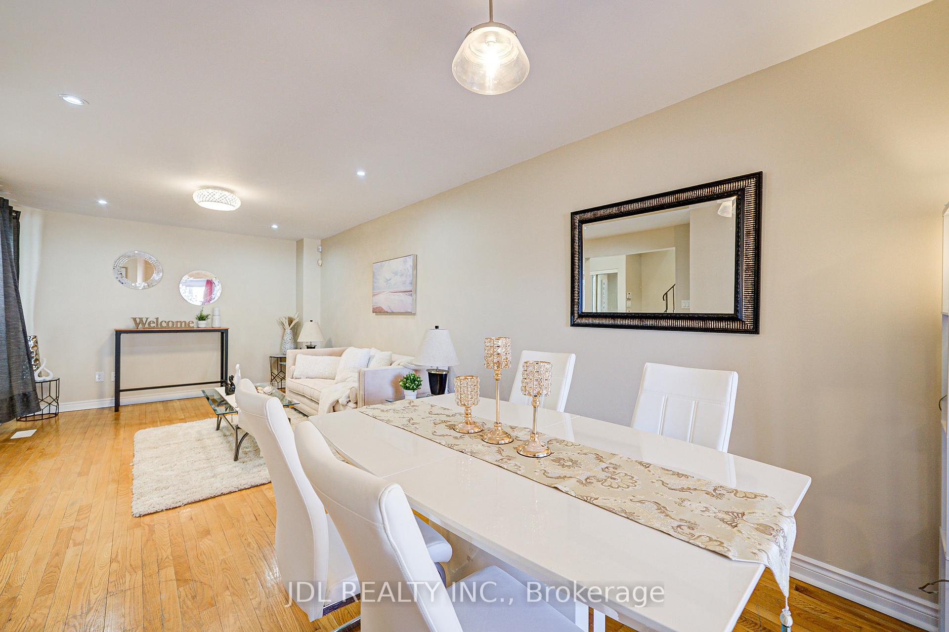 Photo 12 of 55 Barrington Crescent, Markham, Milliken Mills West — HOMEH