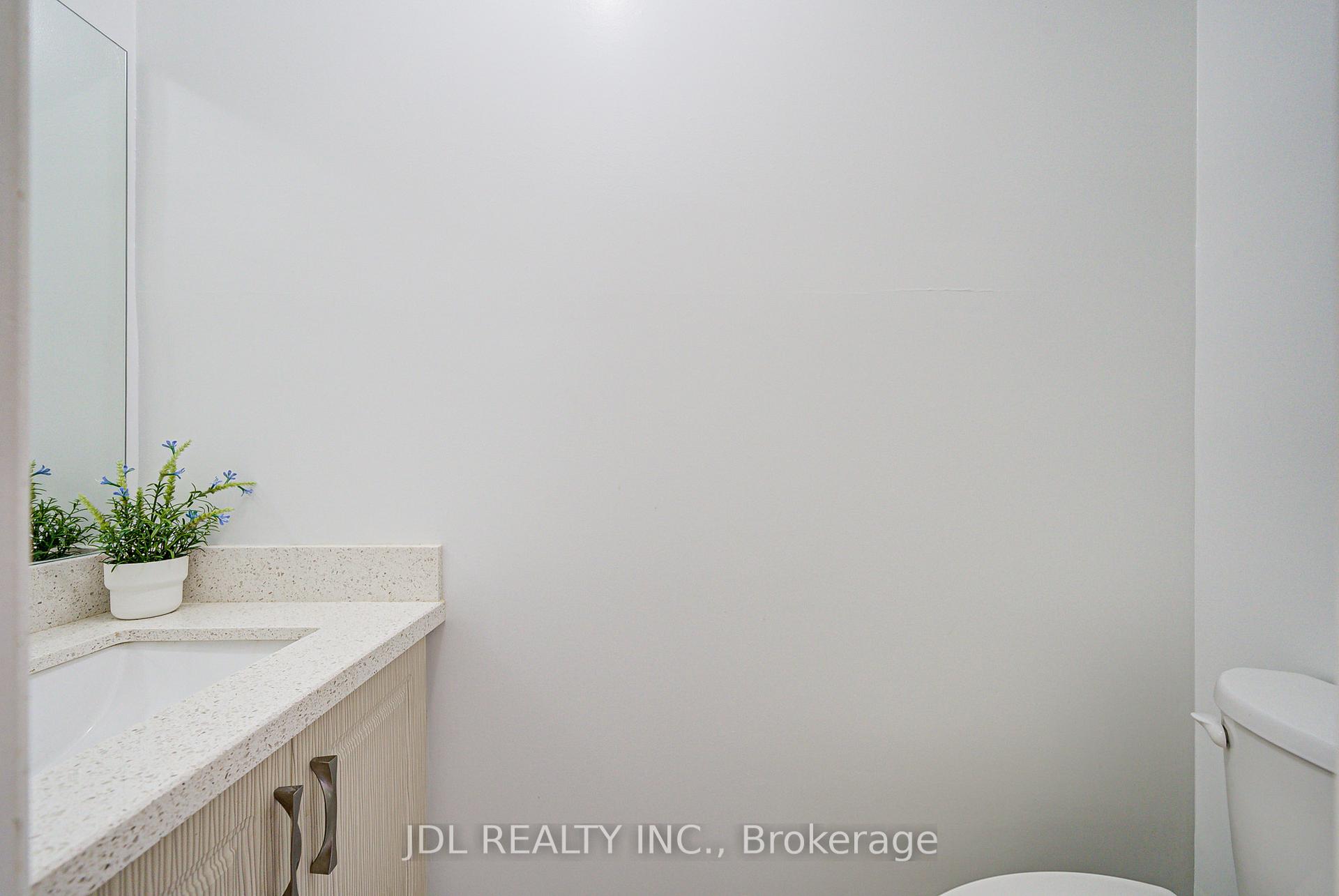 Photo 21 of 55 Barrington Crescent, Markham, Milliken Mills West — HOMEH