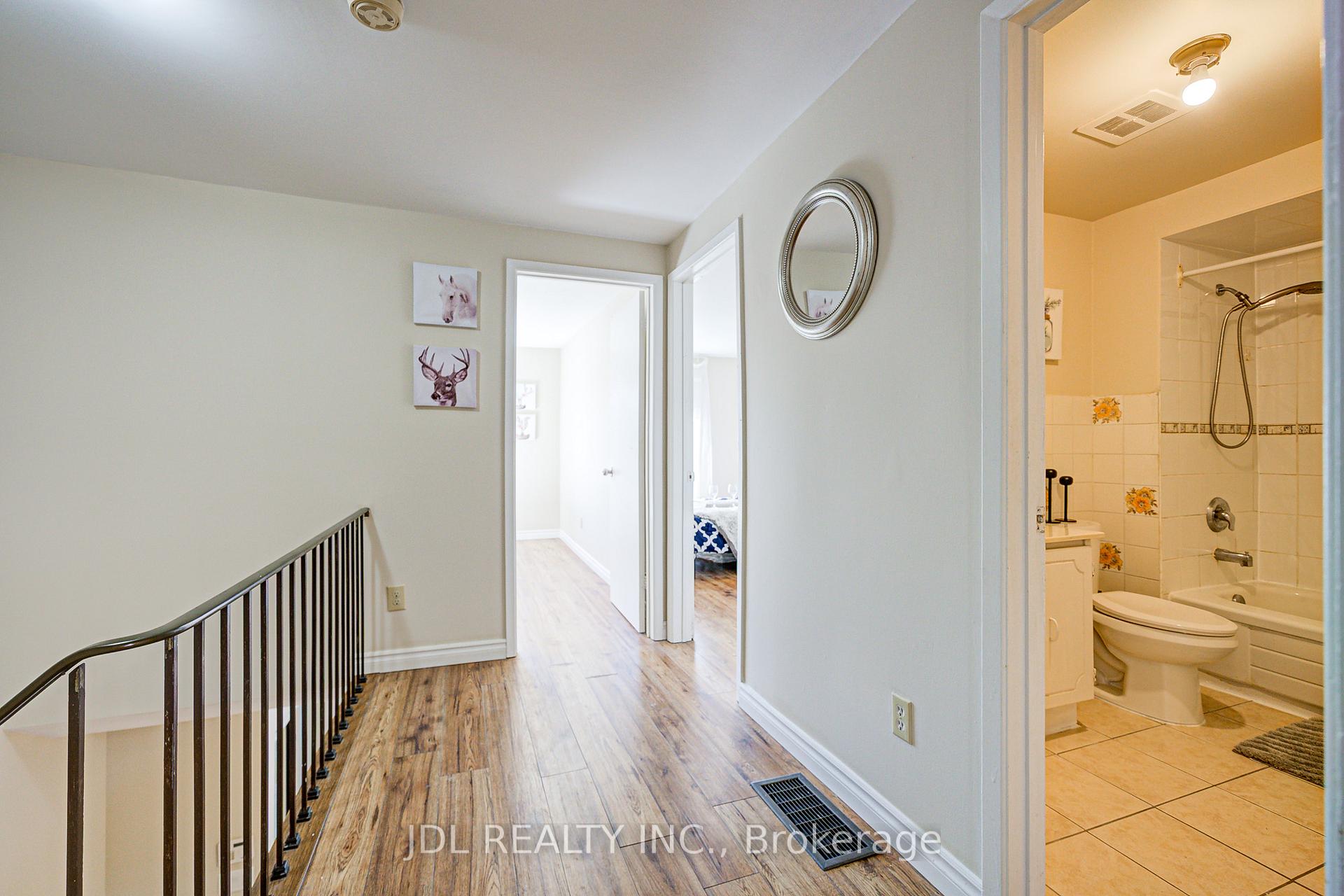 Photo 23 of 55 Barrington Crescent, Markham, Milliken Mills West — HOMEH
