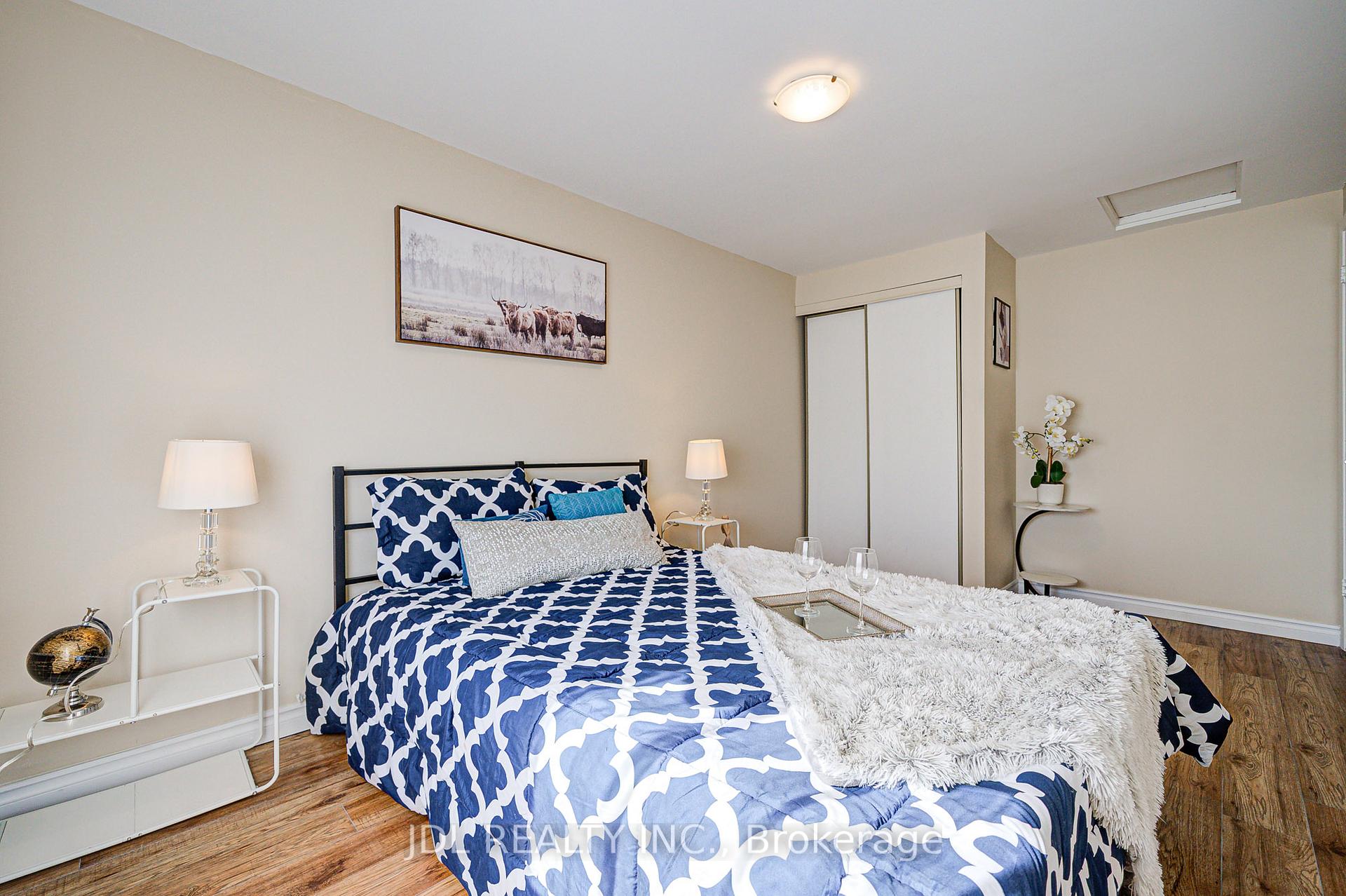 Photo 28 of 55 Barrington Crescent, Markham, Milliken Mills West — HOMEH