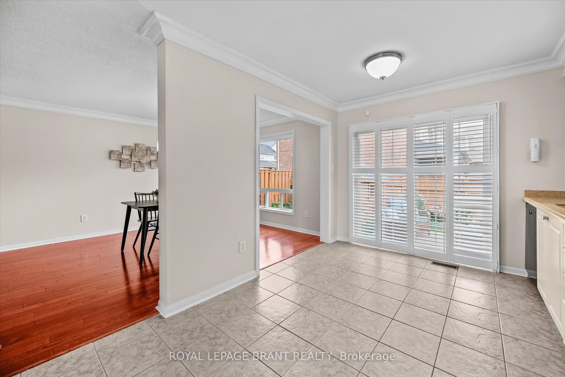 Photo 9 of 801 Mckay Crescent, Milton, Beaty — HOMEH