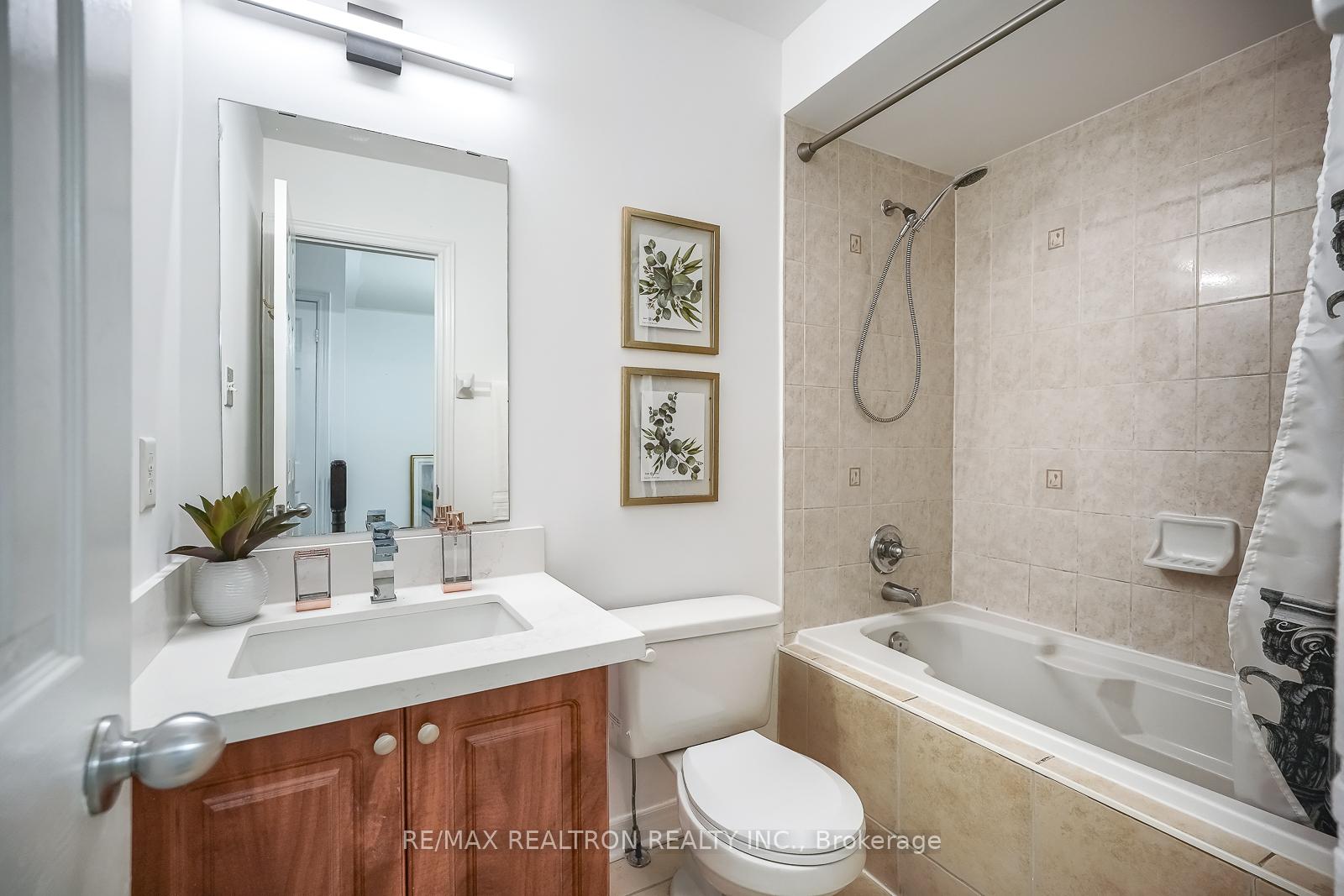 Photo 29 of 16 Innisvale Drive, Markham, Cornell — HOMEH