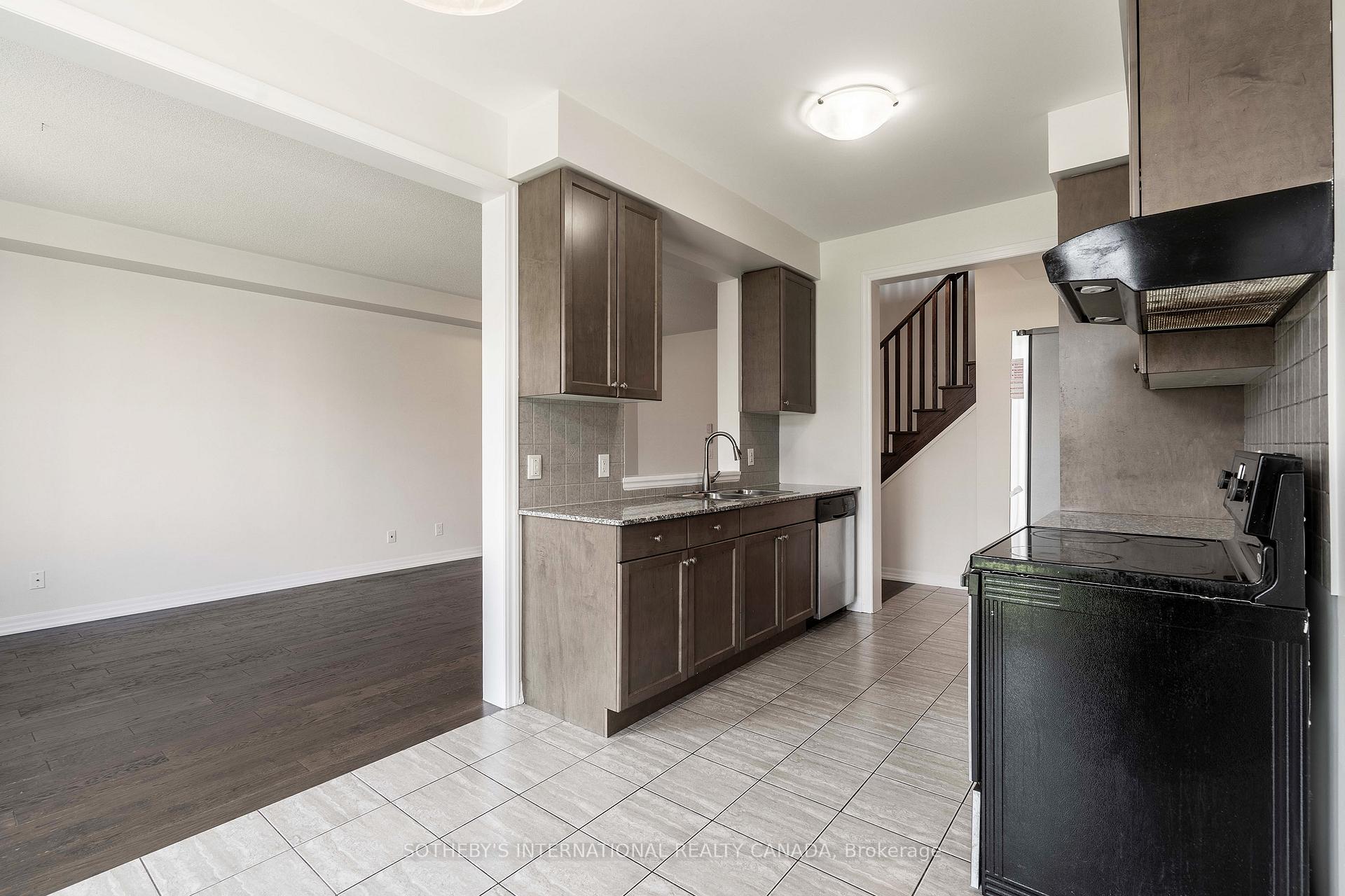 Photo 10 of 73 Whitmer Street, Milton, Scott — HOMEH