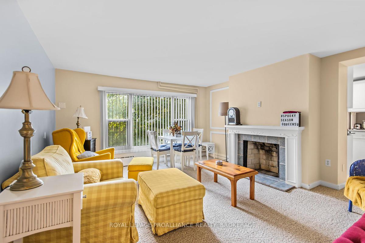 Photo 9 of 237 Mowat Avenue, Kingston, Central City West — HOMEH