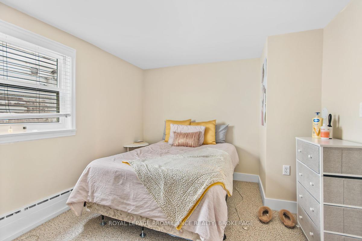 Photo 16 of 237 Mowat Avenue, Kingston, Central City West — HOMEH