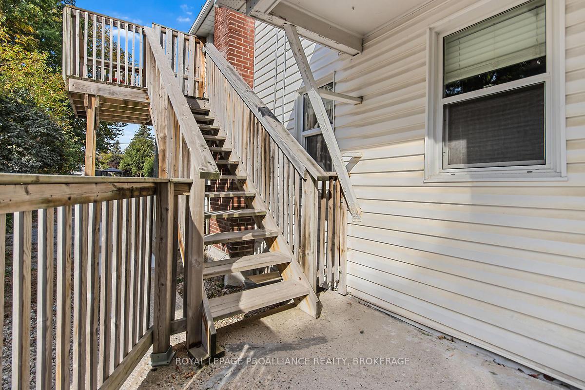 Photo 21 of 237 Mowat Avenue, Kingston, Central City West — HOMEH