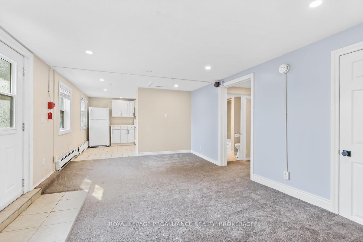 Photo 33 of 237 Mowat Avenue, Kingston, Central City West — HOMEH