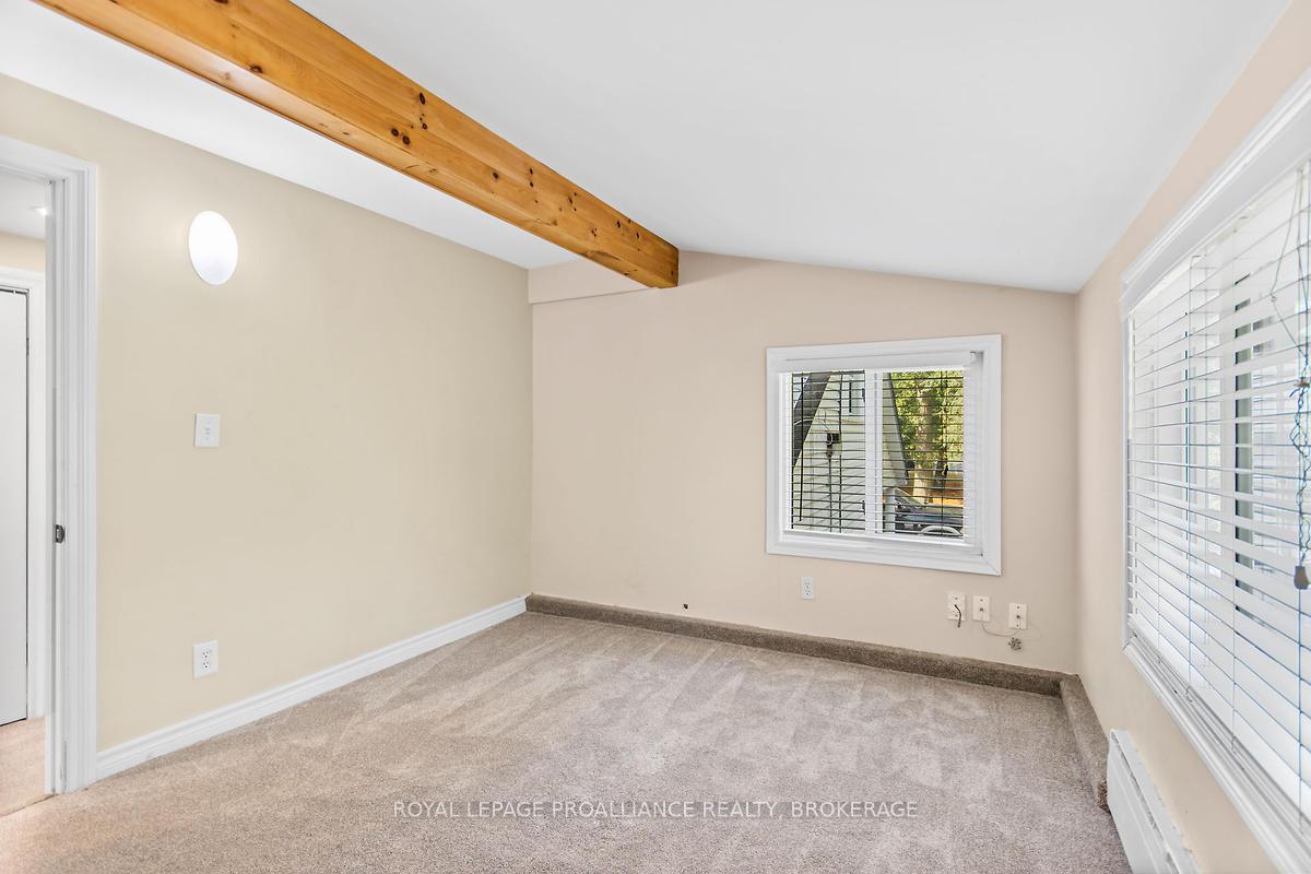 Photo 36 of 237 Mowat Avenue, Kingston, Central City West — HOMEH