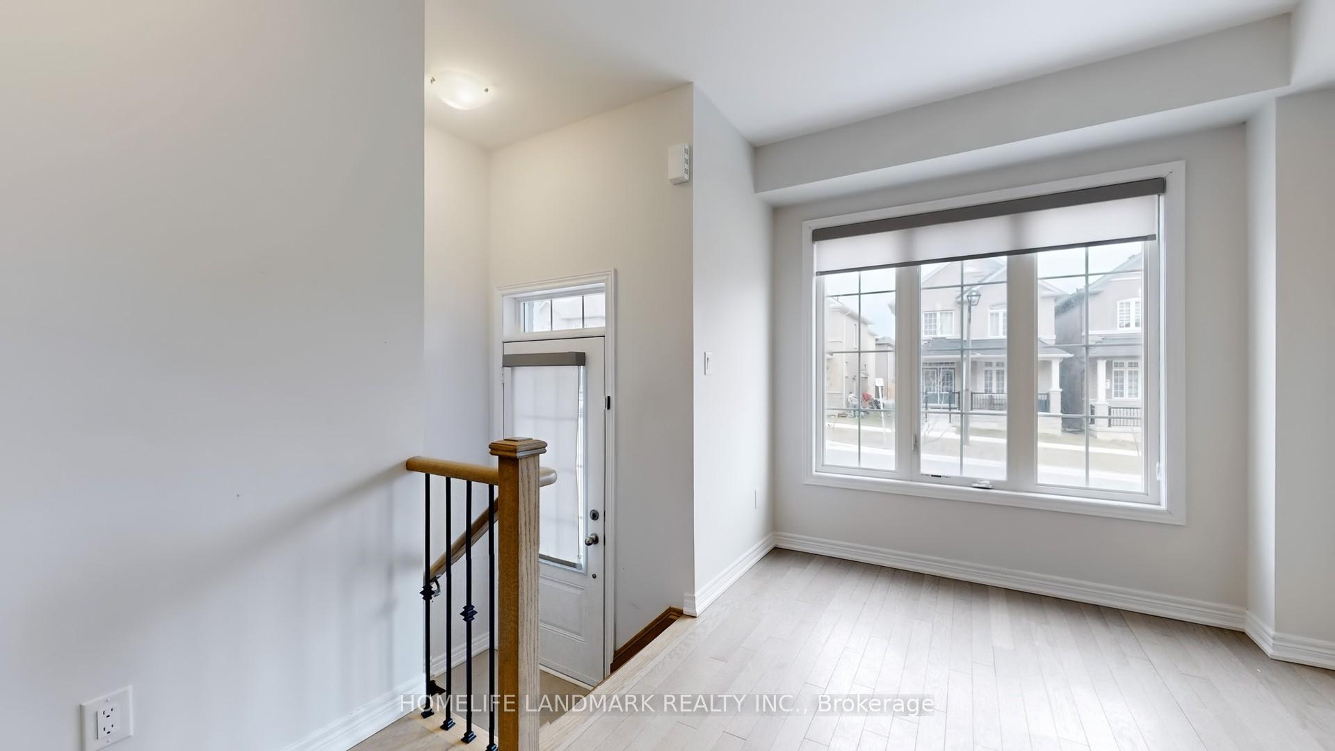 Photo 2 of 565 White's Hill Avenue, Markham, Cornell — HOMEH