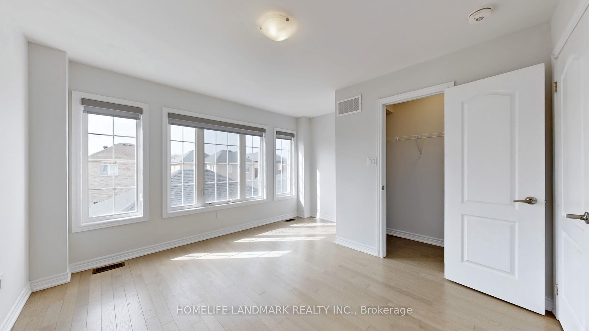 Photo 18 of 565 White's Hill Avenue, Markham, Cornell — HOMEH