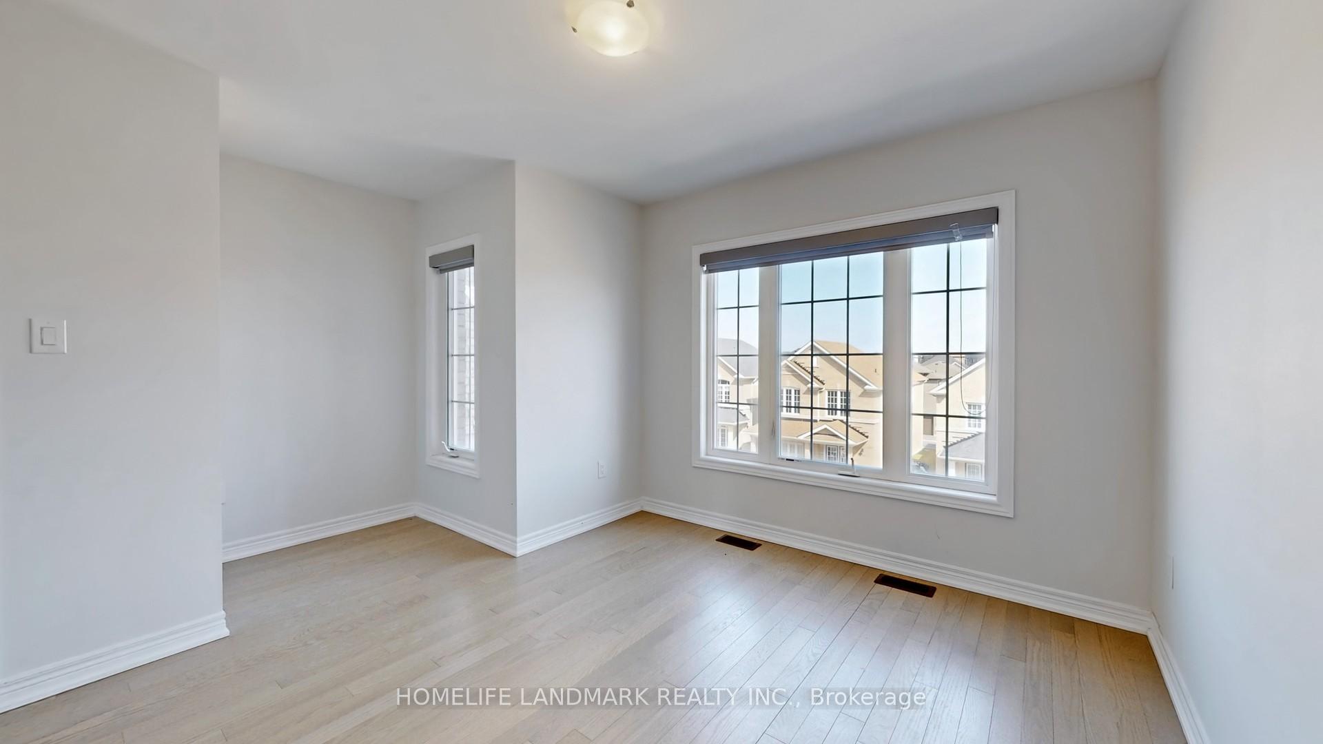 Photo 24 of 565 White's Hill Avenue, Markham, Cornell — HOMEH