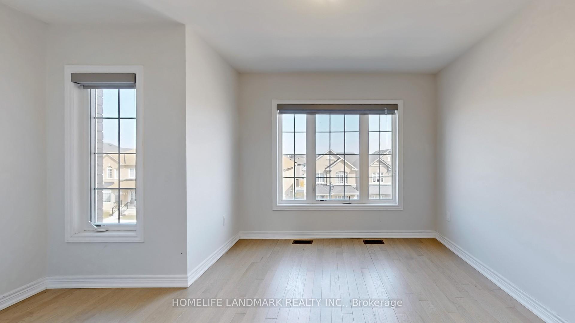 Photo 25 of 565 White's Hill Avenue, Markham, Cornell — HOMEH