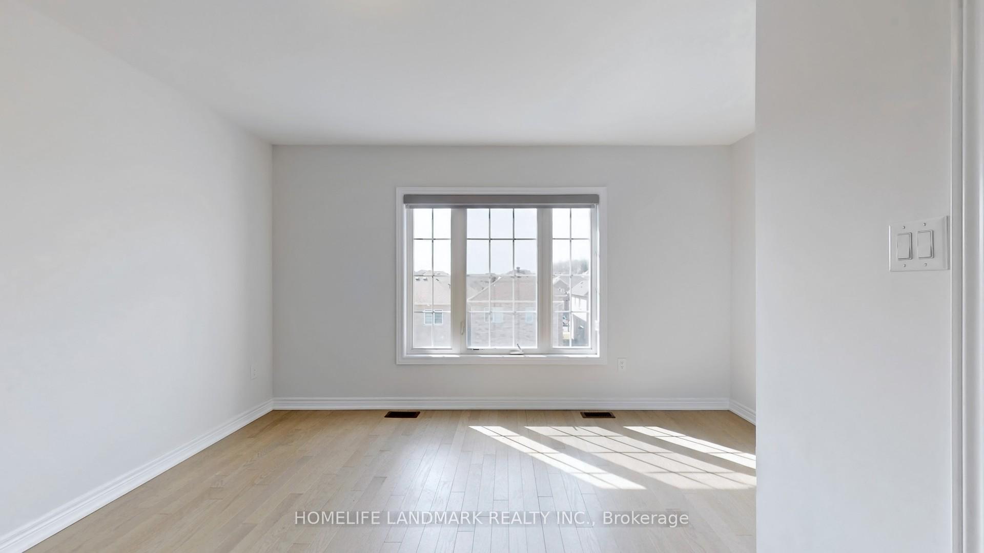 Photo 30 of 565 White's Hill Avenue, Markham, Cornell — HOMEH
