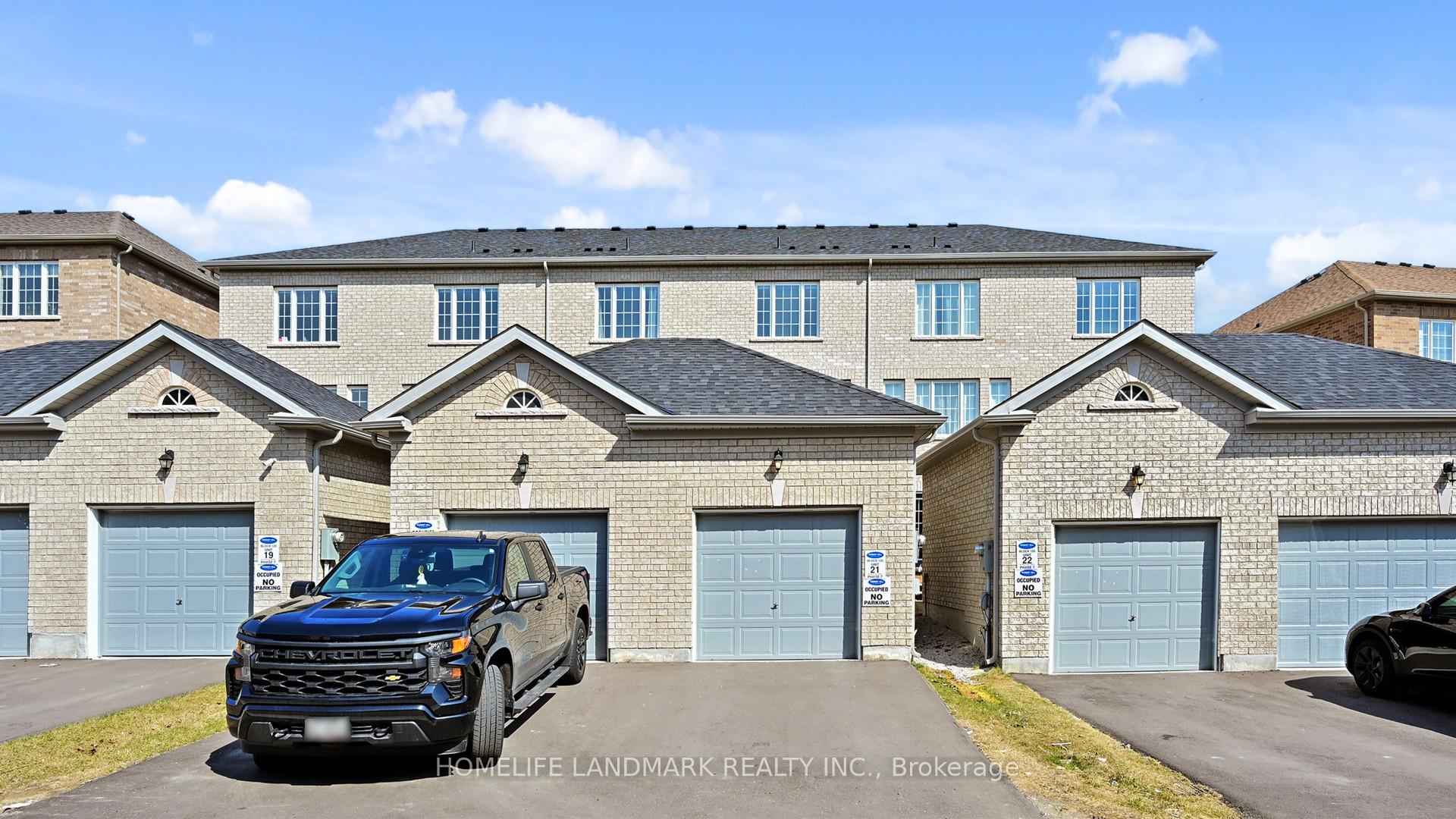 Photo 37 of 565 White's Hill Avenue, Markham, Cornell — HOMEH