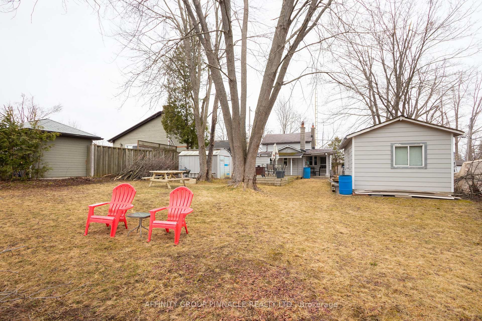 Photo 8 of 31 Birchcliff Avenue, Kawartha Lakes, Verulam — HOMEH