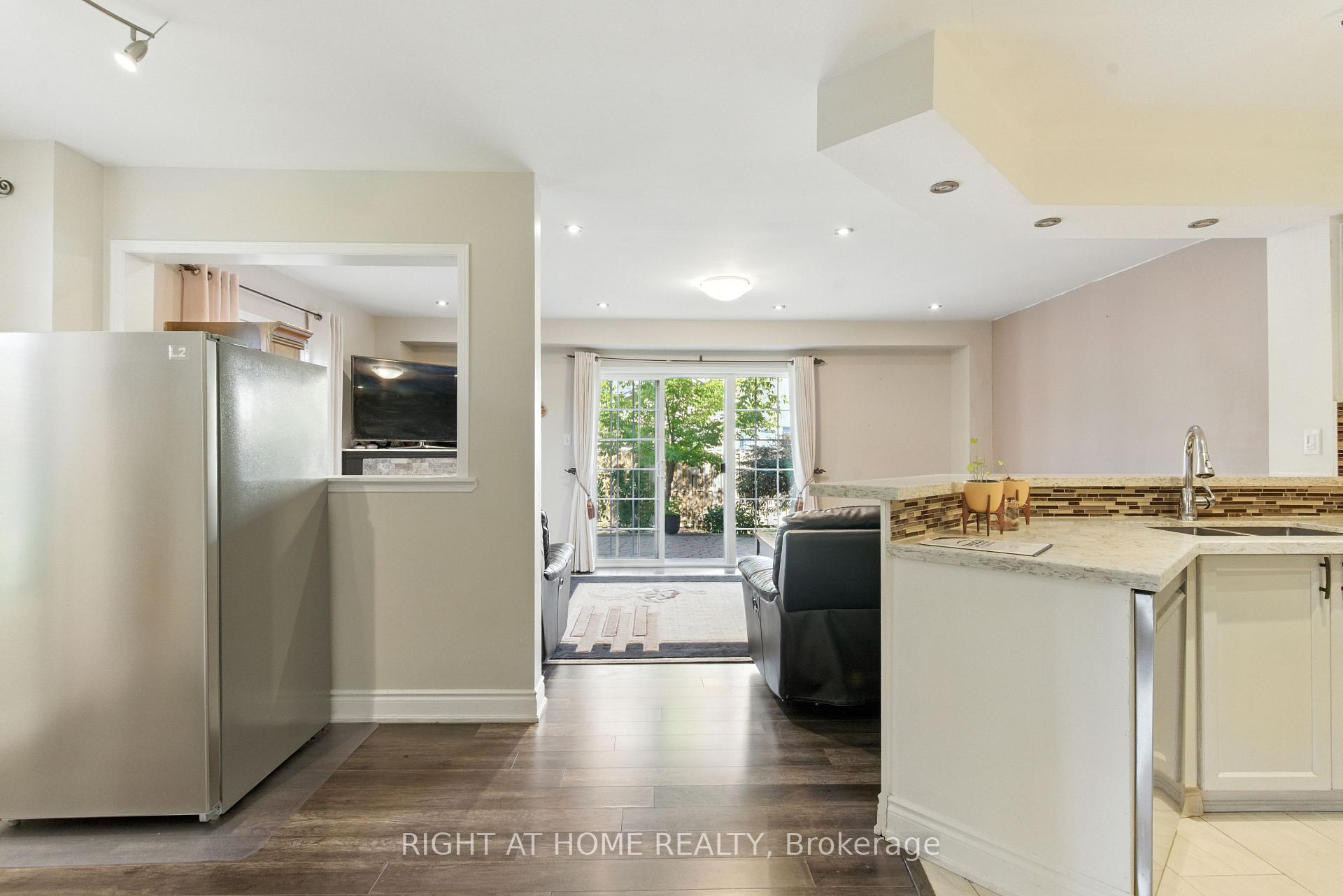 Photo 14 of 1233 Lamont Crescent, Milton, Clarke — HOMEH