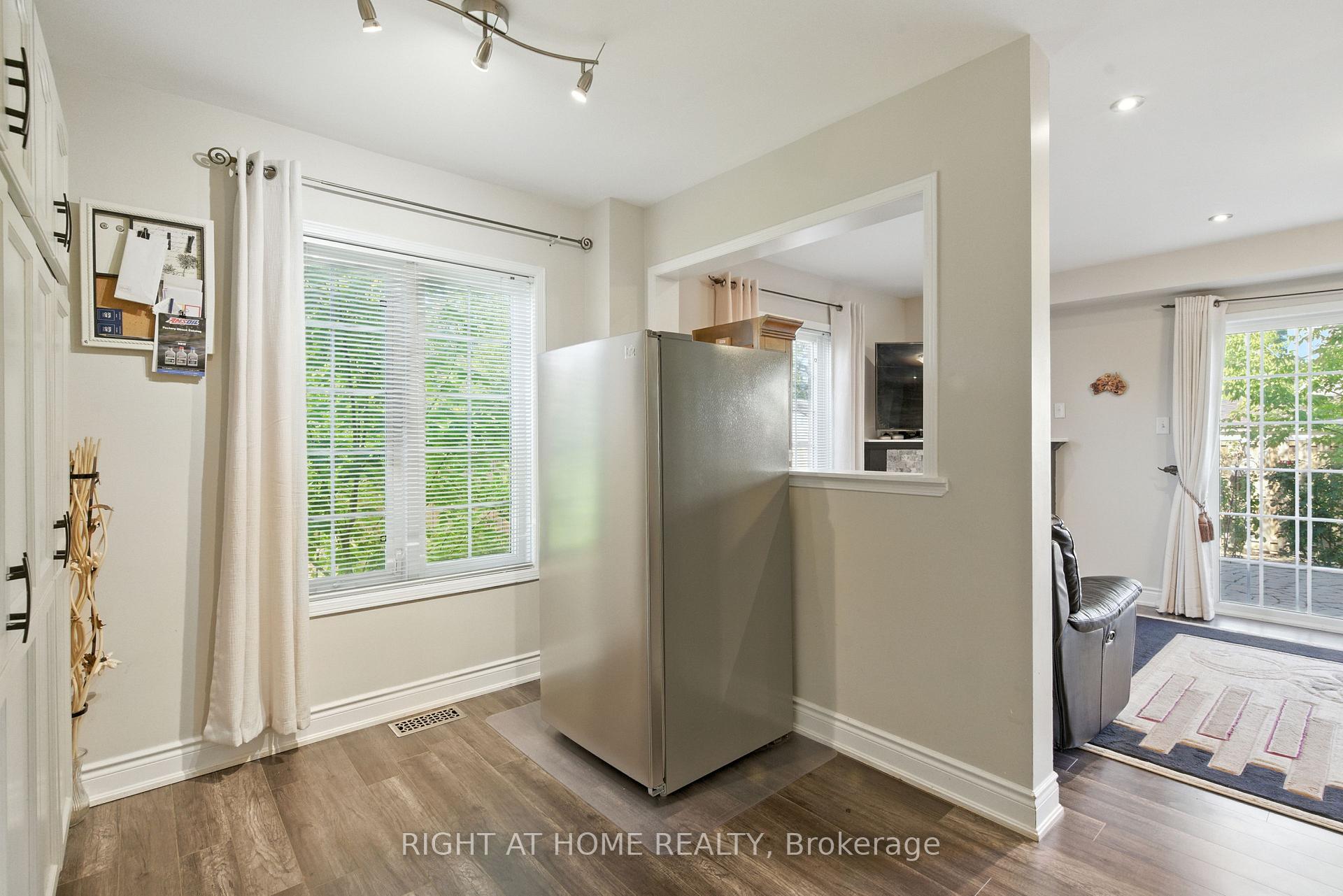 Photo 15 of 1233 Lamont Crescent, Milton, Clarke — HOMEH