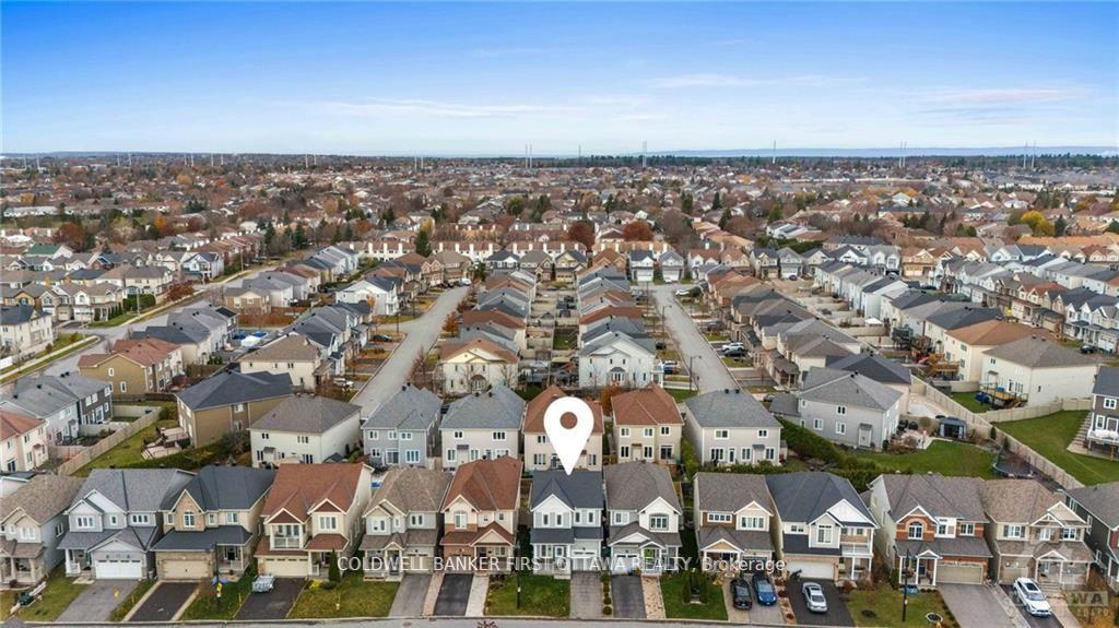Photo 2 of 321 Meadowbreeze Drive, Ottawa, Kanata - Emerald Meadows/Trailwest — HOMEH