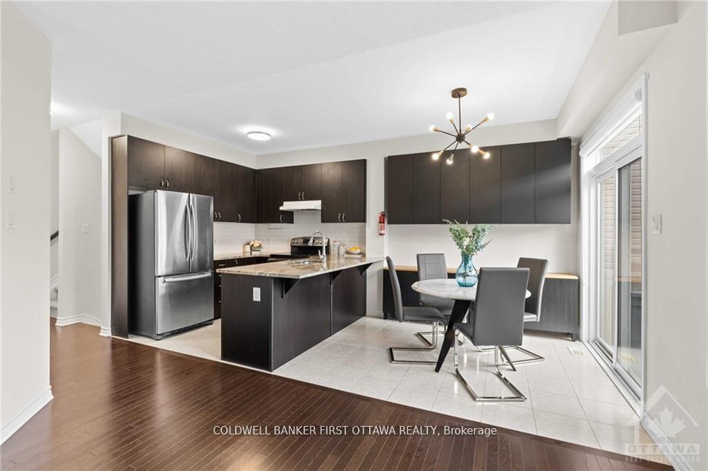 Photo 6 of 321 Meadowbreeze Drive, Ottawa, Kanata - Emerald Meadows/Trailwest — HOMEH