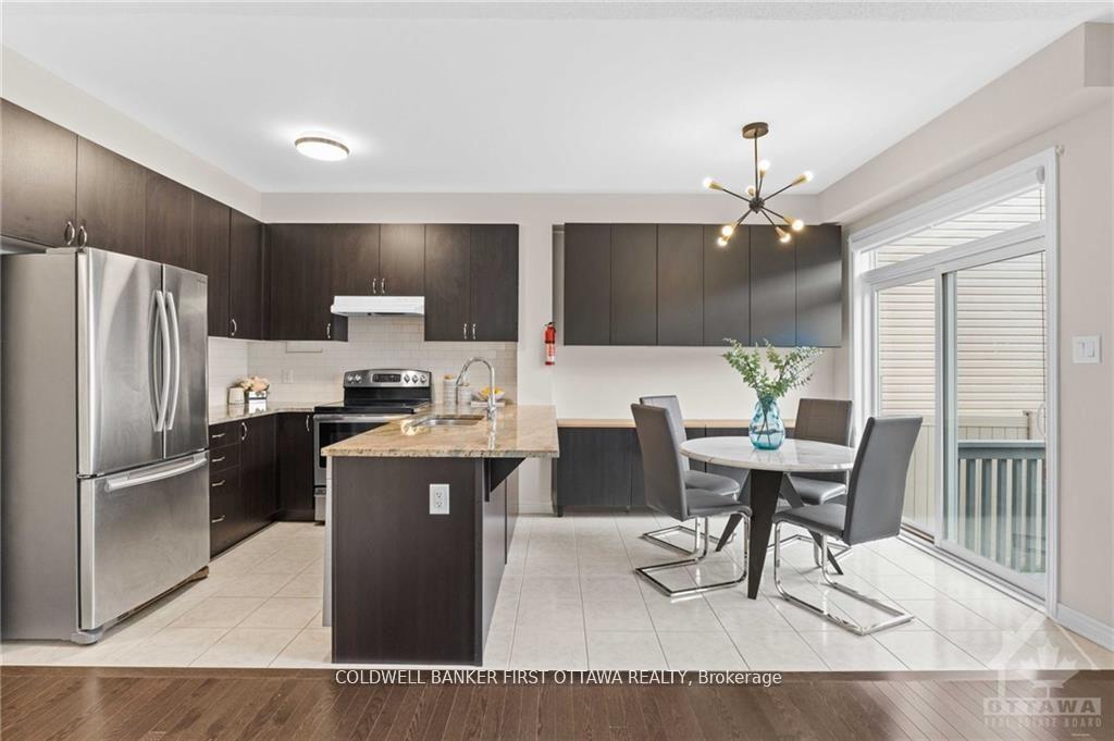 Photo 7 of 321 Meadowbreeze Drive, Ottawa, Kanata - Emerald Meadows/Trailwest — HOMEH