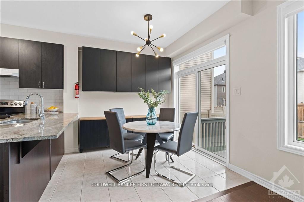 Photo 11 of 321 Meadowbreeze Drive, Ottawa, Kanata - Emerald Meadows/Trailwest — HOMEH