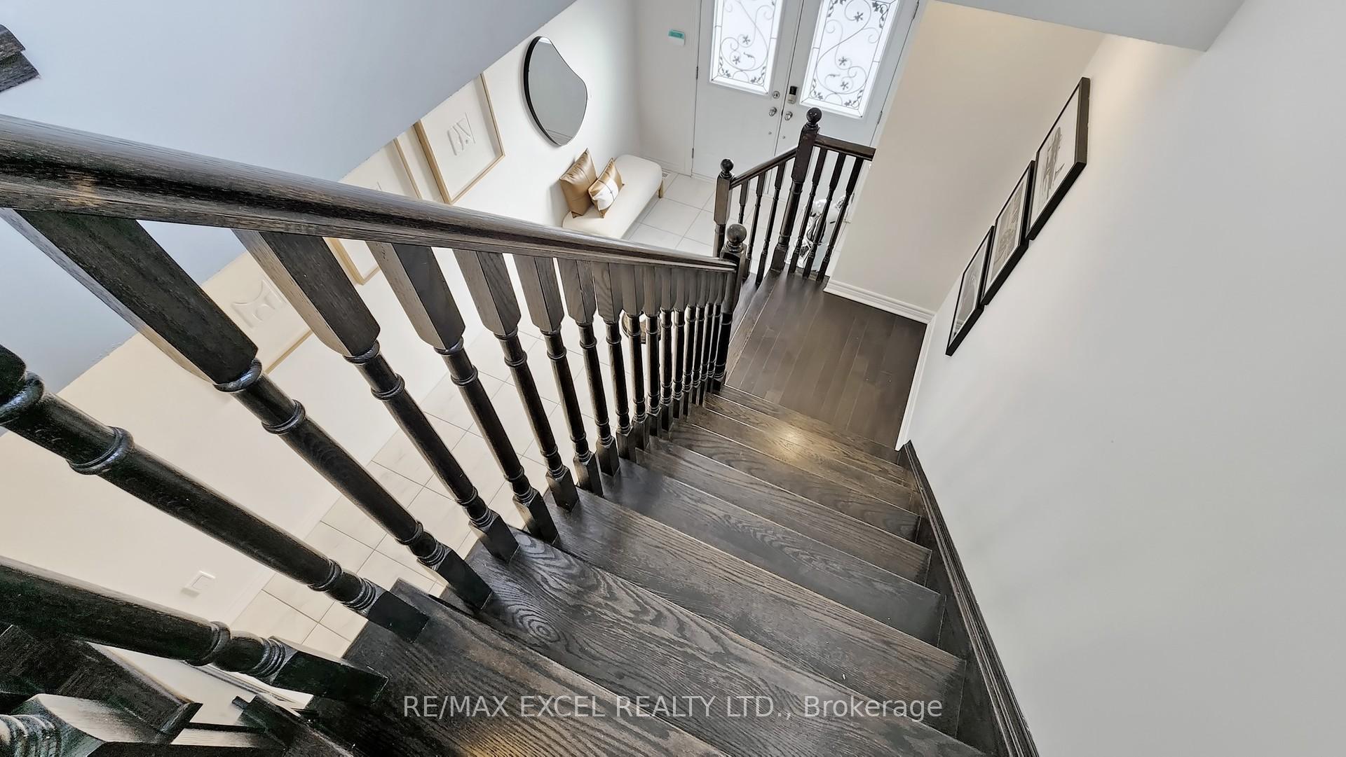 Photo 26 of 11 Unity Gardens Drive, Markham, Village Green-South Unionville — HOMEH