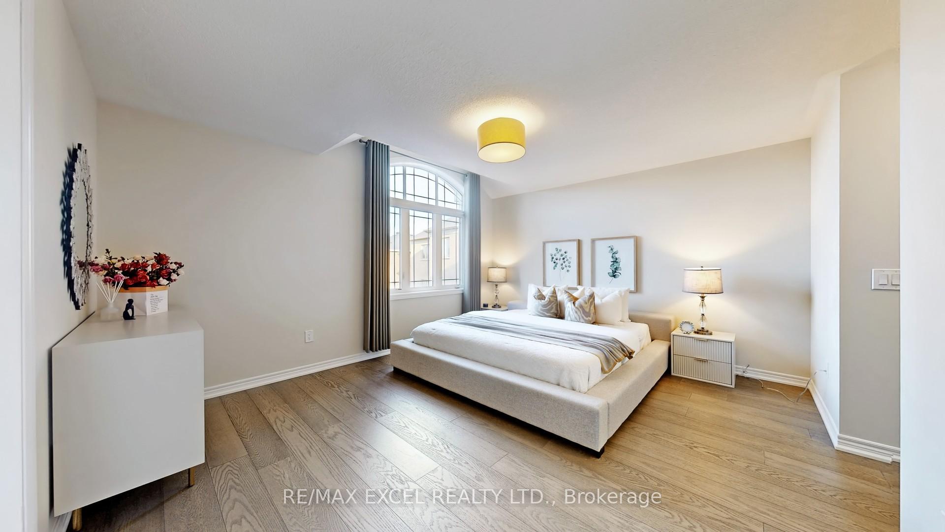 Photo 28 of 11 Unity Gardens Drive, Markham, Village Green-South Unionville — HOMEH