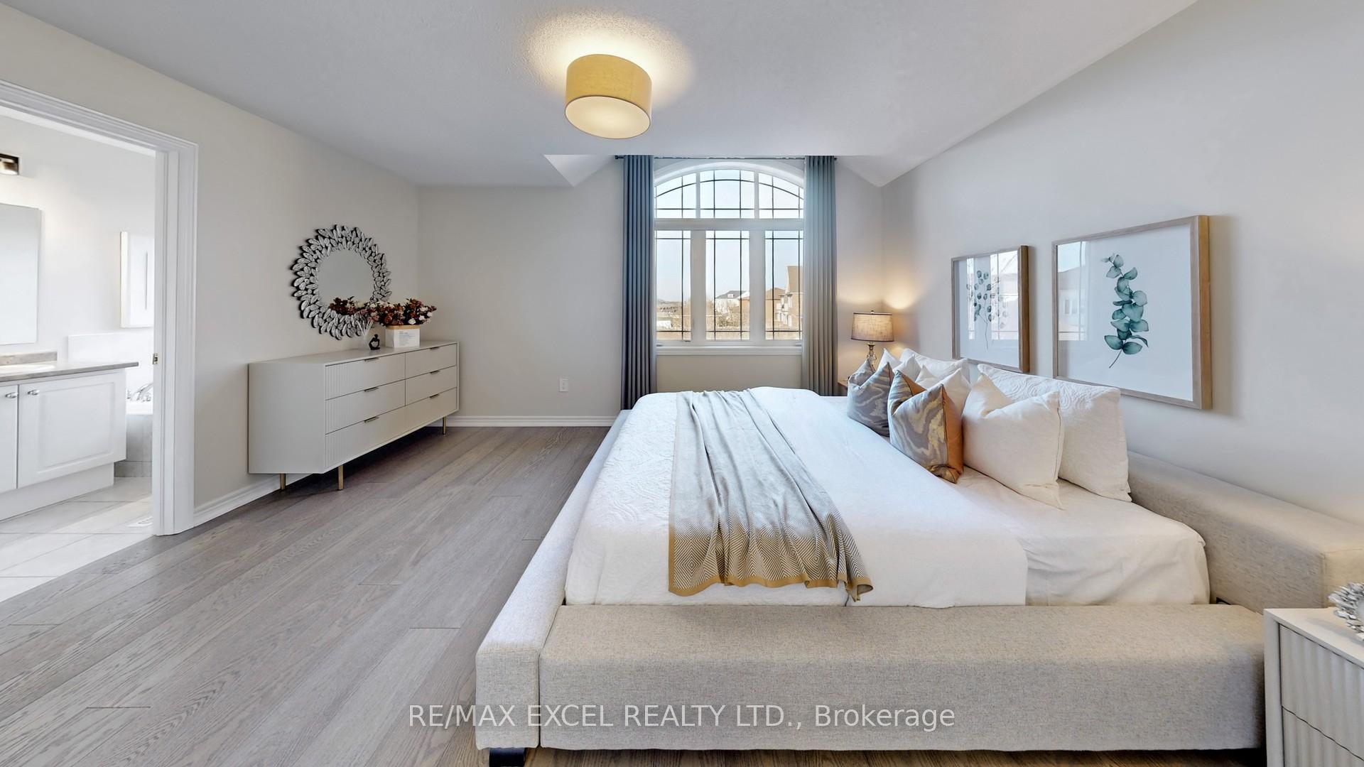Photo 31 of 11 Unity Gardens Drive, Markham, Village Green-South Unionville — HOMEH