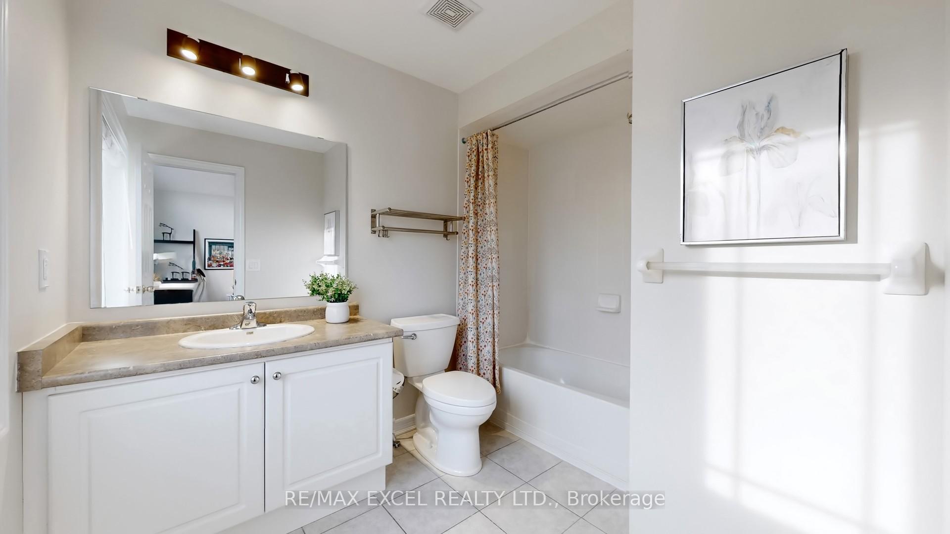 Photo 38 of 11 Unity Gardens Drive, Markham, Village Green-South Unionville — HOMEH