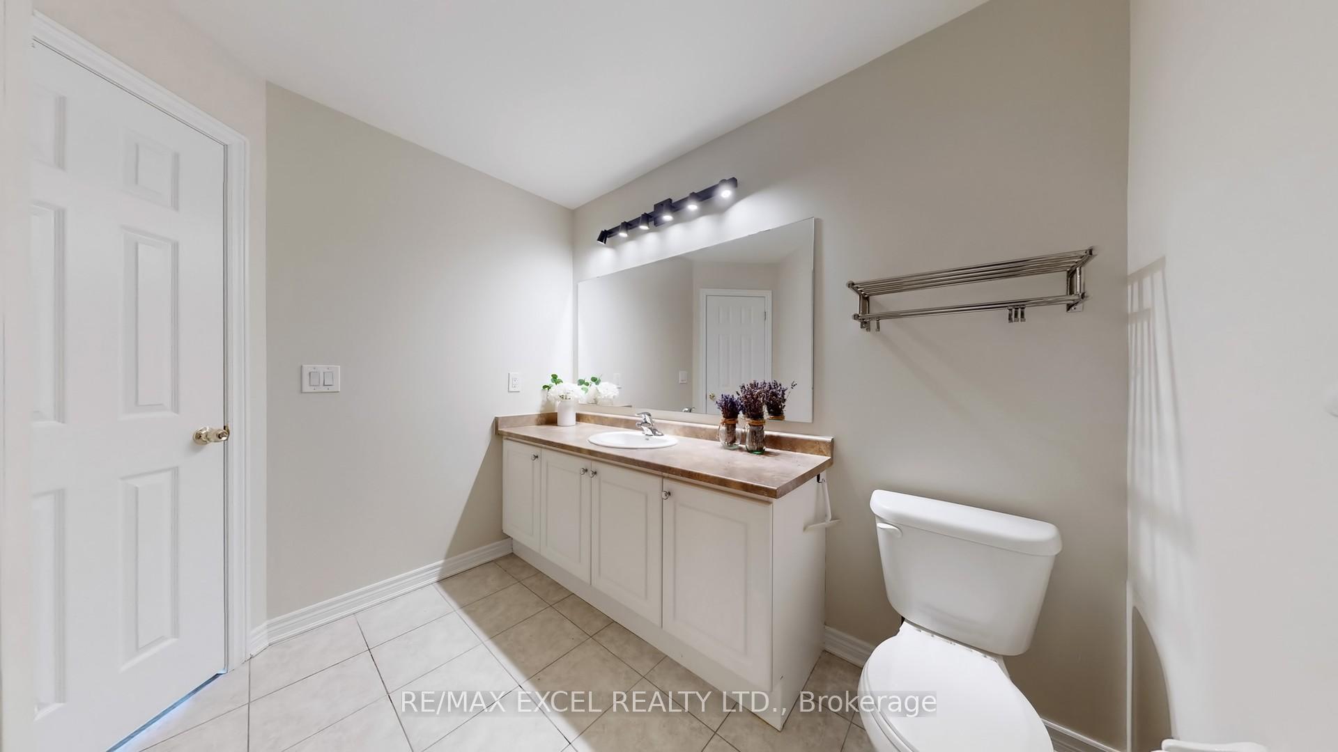 Photo 42 of 11 Unity Gardens Drive, Markham, Village Green-South Unionville — HOMEH