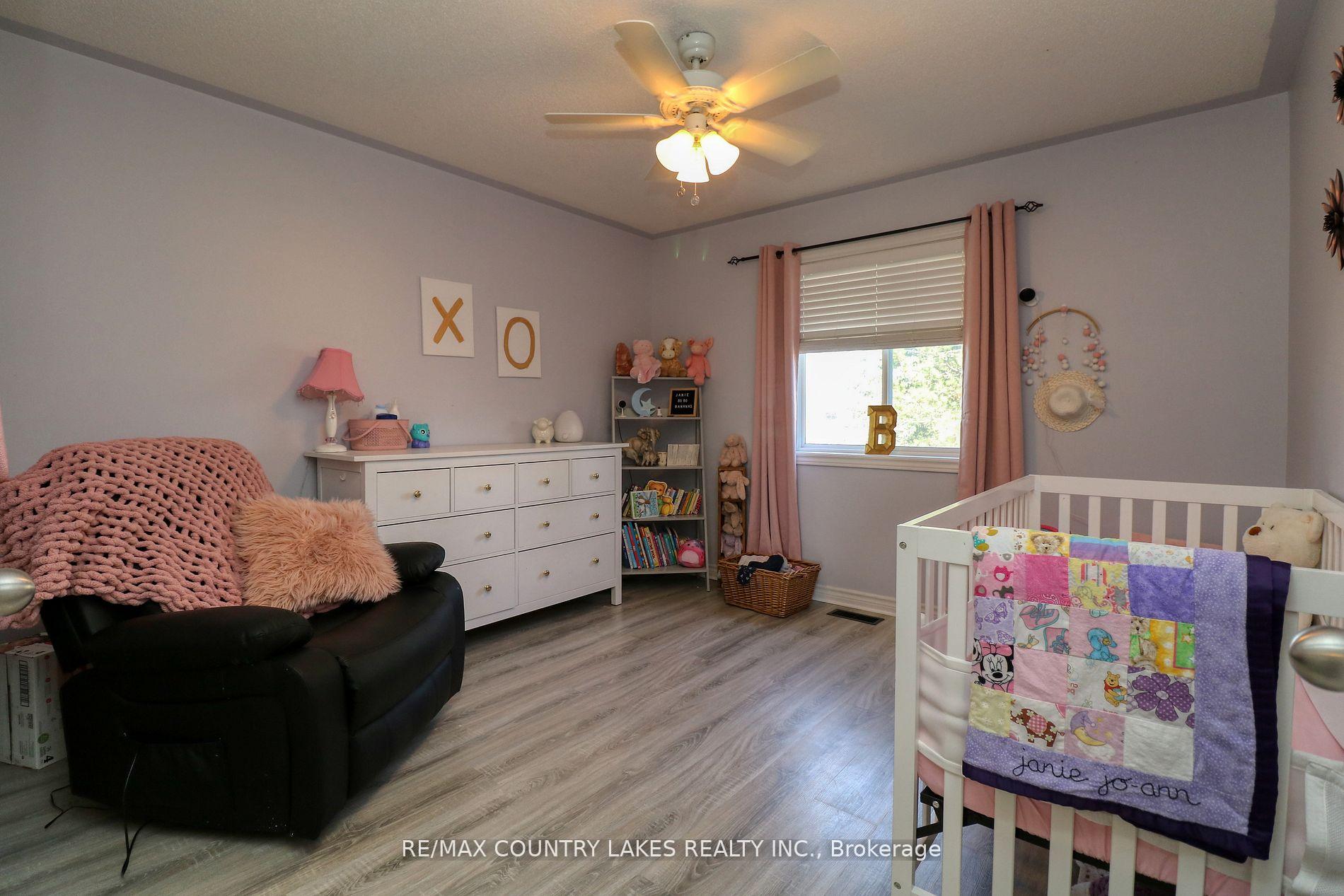 Photo 15 of 8 Fallingbrook Crescent, Kawartha Lakes, Lindsay — HOMEH