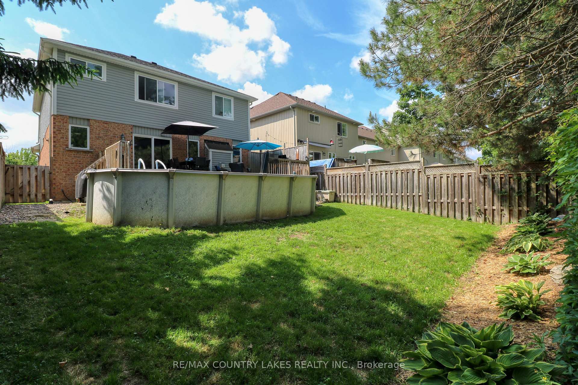 Photo 20 of 8 Fallingbrook Crescent, Kawartha Lakes, Lindsay — HOMEH