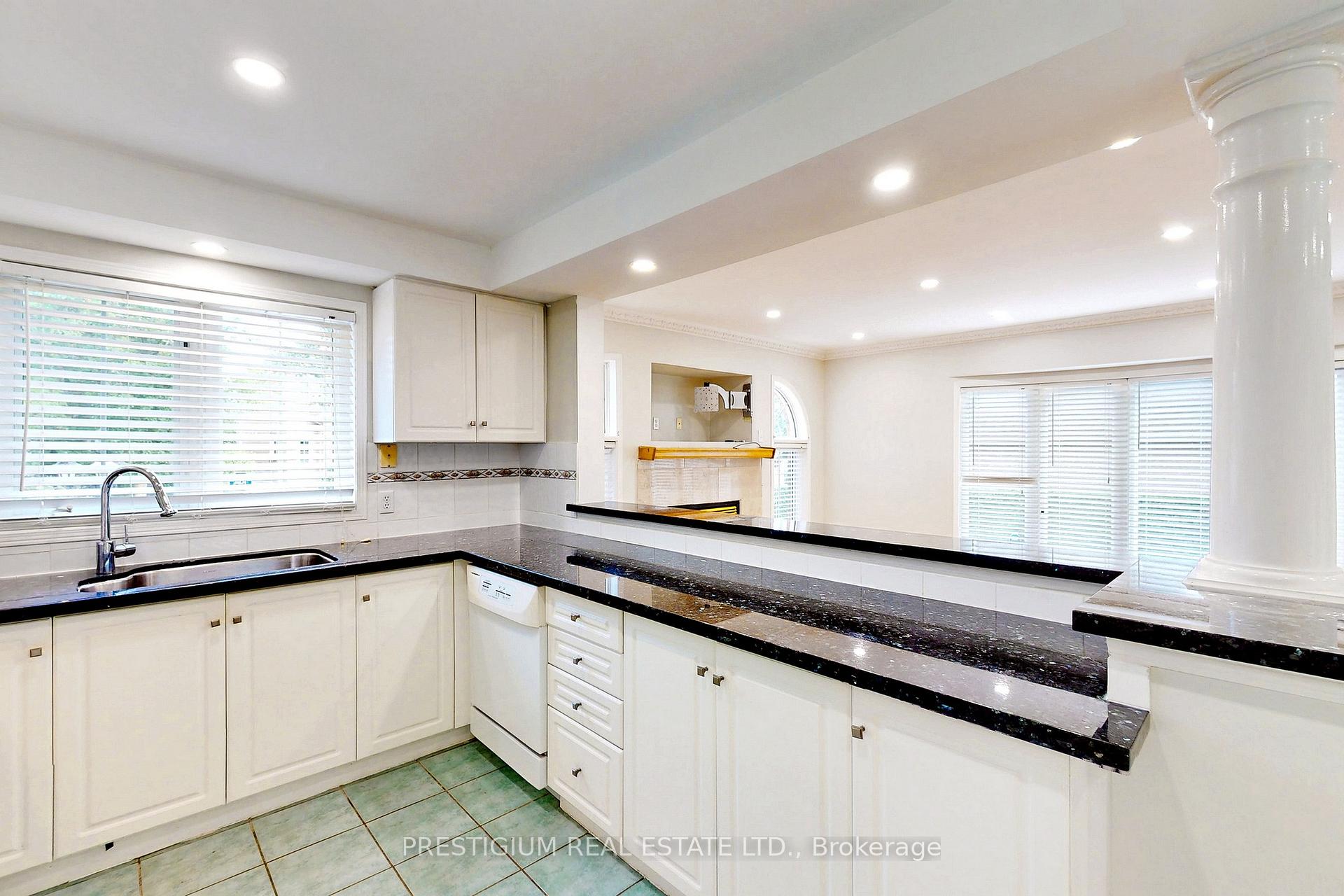 Photo 10 of 31 Meadowgrass Crescent, Markham, Legacy — HOMEH