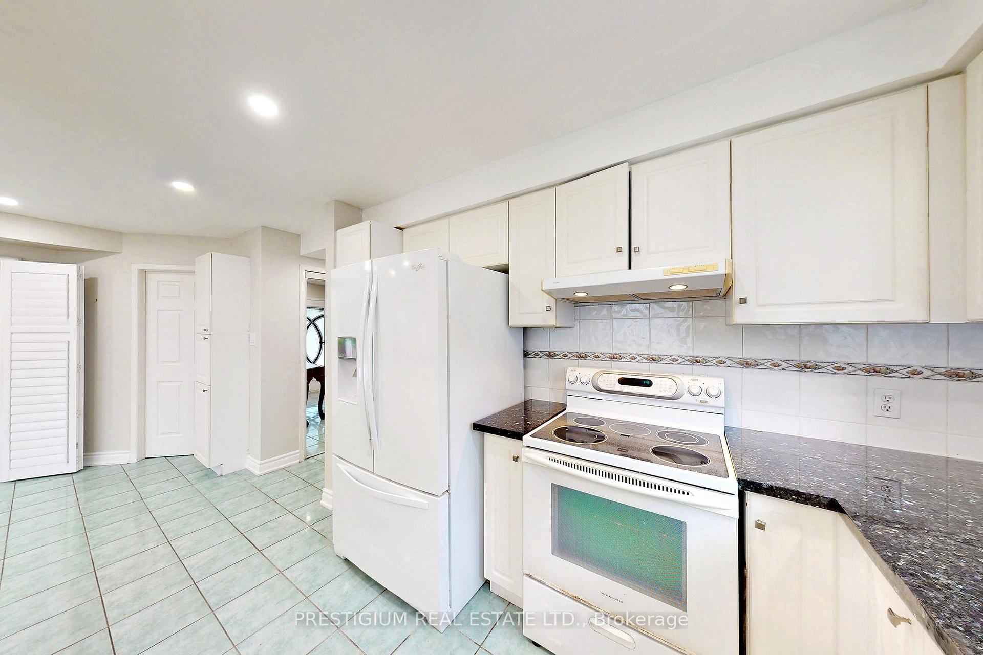 Photo 12 of 31 Meadowgrass Crescent, Markham, Legacy — HOMEH