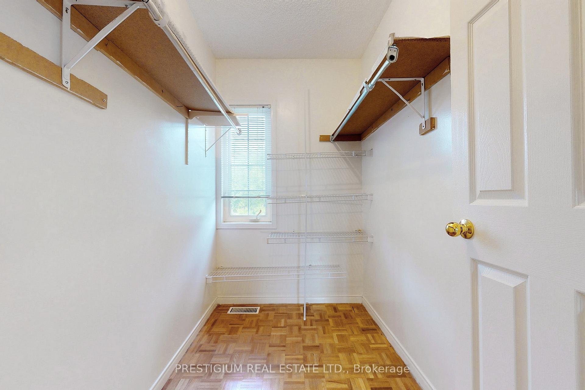 Photo 19 of 31 Meadowgrass Crescent, Markham, Legacy — HOMEH