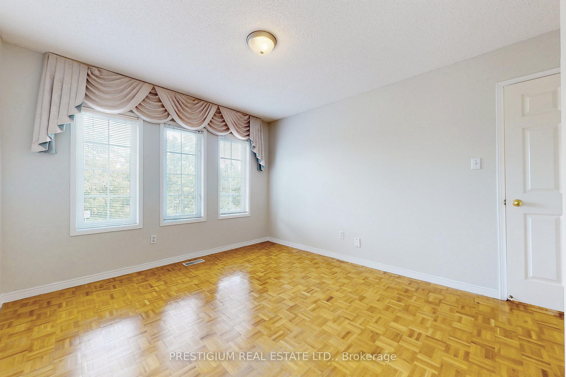 Photo 22 of 31 Meadowgrass Crescent, Markham, Legacy — HOMEH
