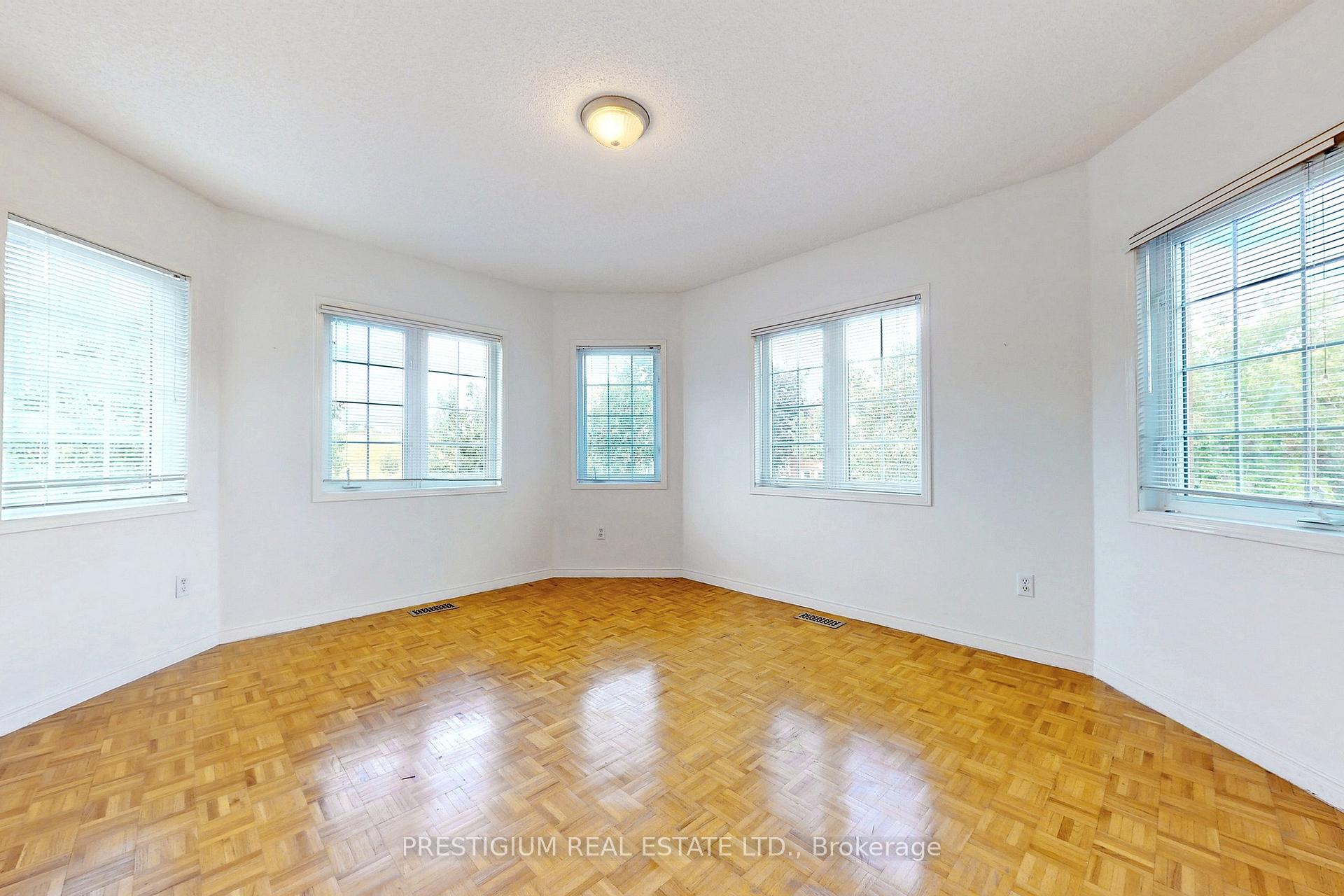 Photo 24 of 31 Meadowgrass Crescent, Markham, Legacy — HOMEH